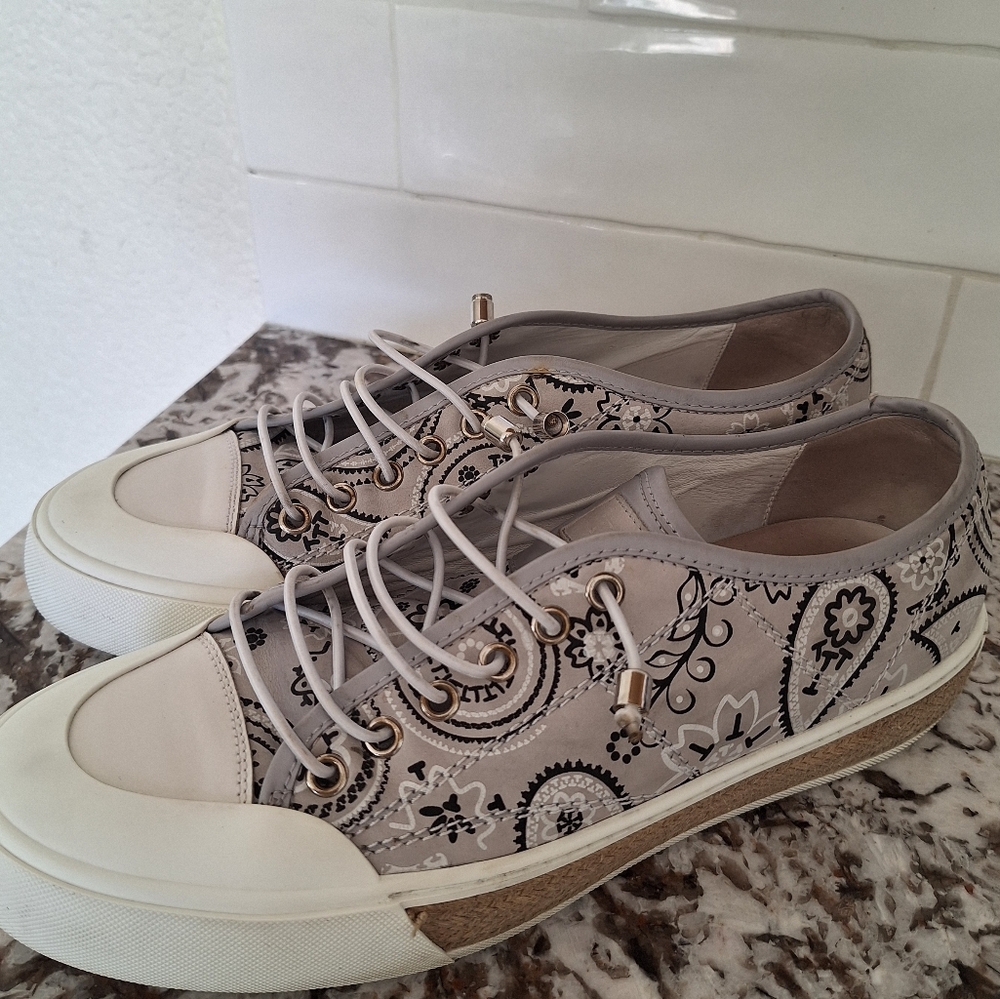 Tod's‎ Gray and White Leather Sneakers Size 40/9.5 -10 US - Picture 4 of 6